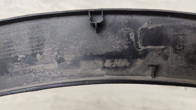 Расширитель заднего крыла, левый 938294EA0A NISSAN