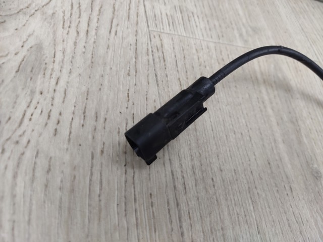 Датчик ABS задний правый 95937224 GM