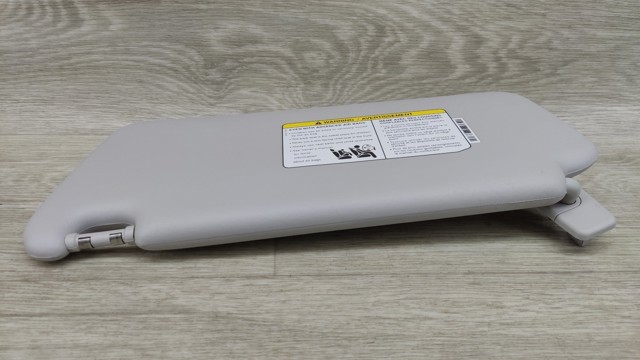 964005DE1A Солнцезащитный козырек купить Львов