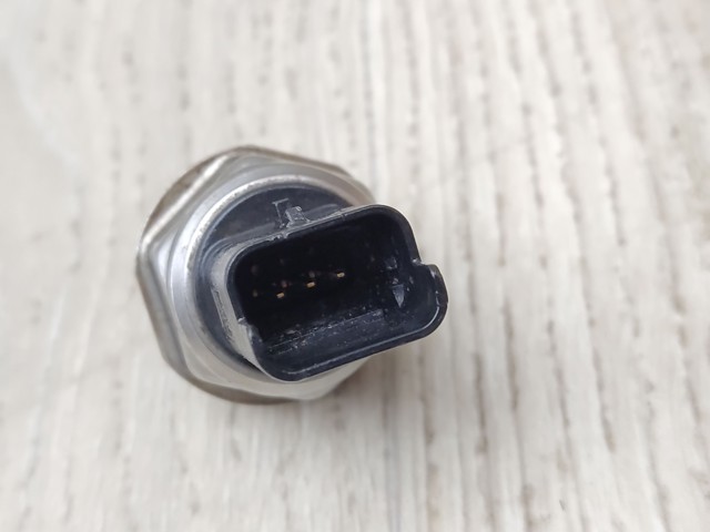 PEUGEOT 9670076780 Датчик давления топлива в наличии Сумы