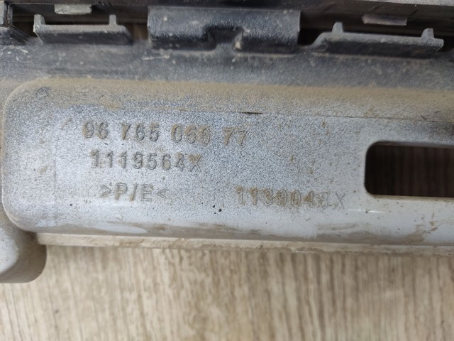 Бампер задний 9676505677 PEUGEOT