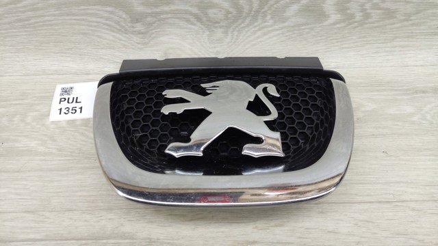 Эмблема переднего бампера 9680505177 PEUGEOT