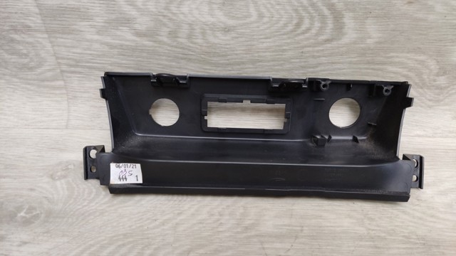 USB-разветвитель 969126RR0A NISSAN