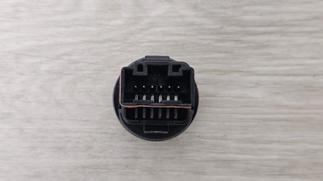 972A1S8200 Датчик освещения салона купить Одесса