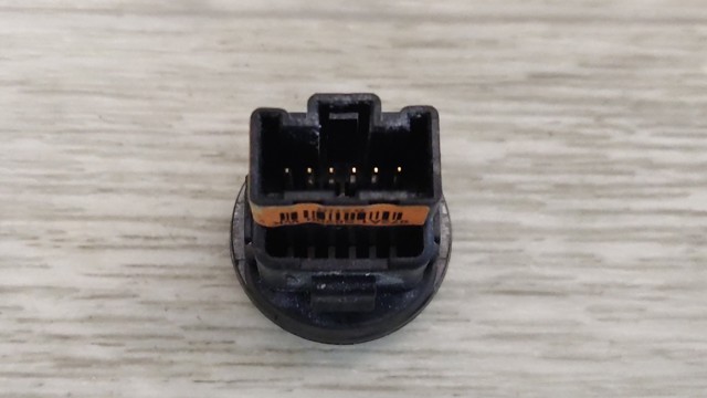 972A1S8200 Датчик освещения салона купить Павлоград