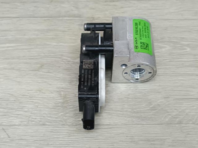 HYUNDAI 976E1KL500 в наличии Хмельницкий