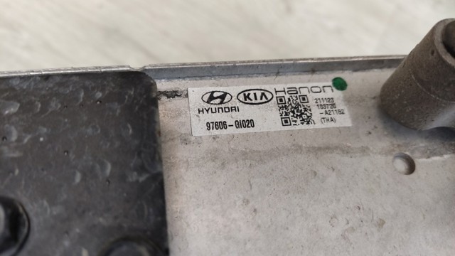 976W6GI000 HYUNDAI купить в Черкассы
