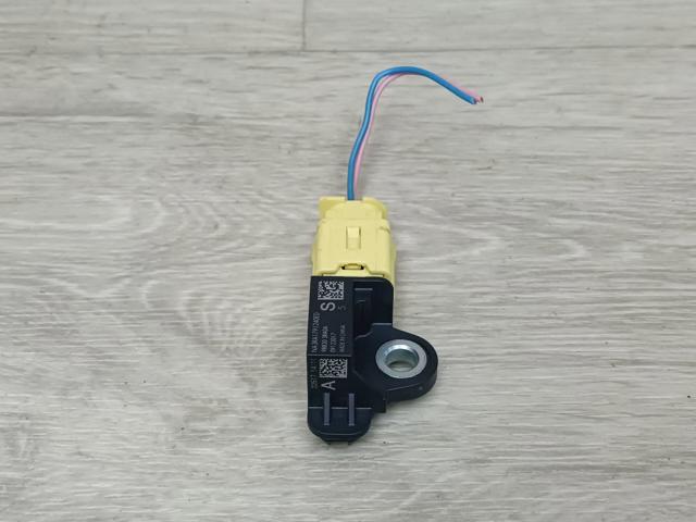 988303RA0A NISSAN Датчик удара купить в Ужгород