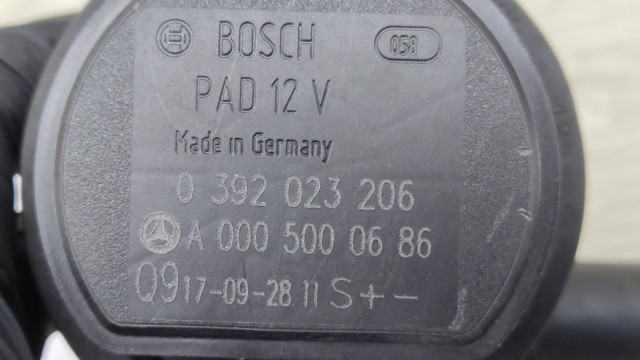 Насос охлаждающей жидкости A0005000686 MERCEDES