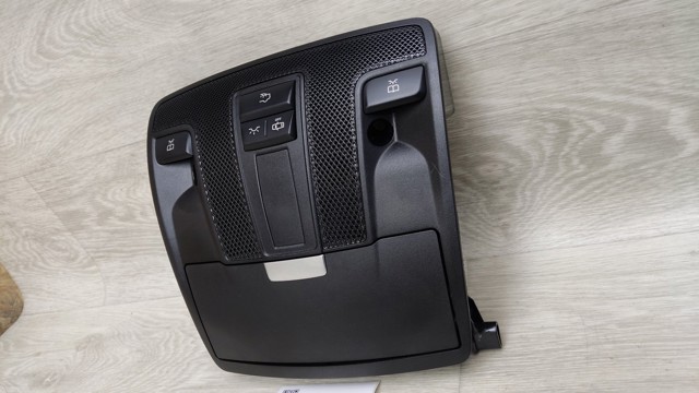 MERCEDES A00090048089051 Плафон салона в наличии Харьков