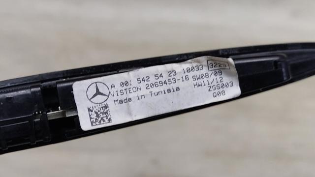 Дисплей парктроника A0015425423 MERCEDES