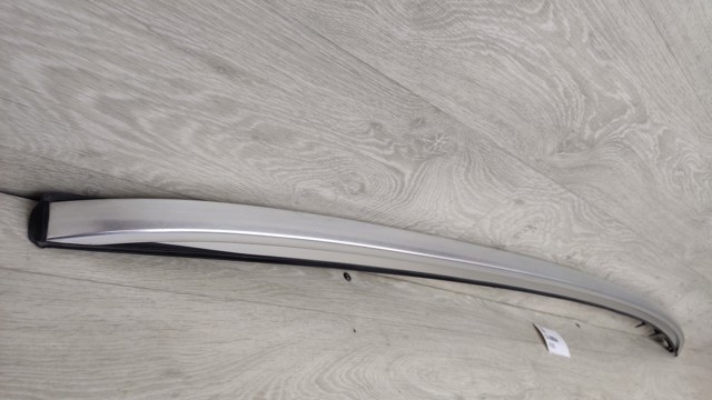 A1568900493 Рейлинг крыши правый купить Хмельницкий