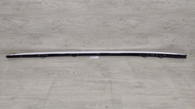 MERCEDES 1568900493 Рейлинг крыши правый в наличии Чернигов