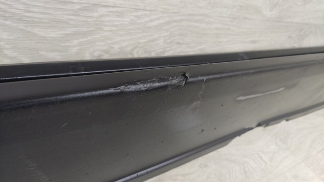 1676986500 MERCEDES Подножка левая купить в Чернигов