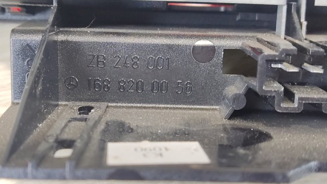1688200056 MERCEDES Задний стоп купить в Львов