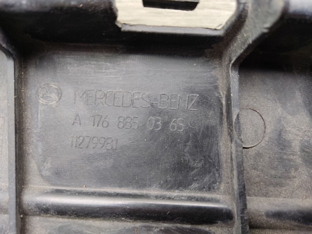Крепление бампера переднего A1768850365 MERCEDES