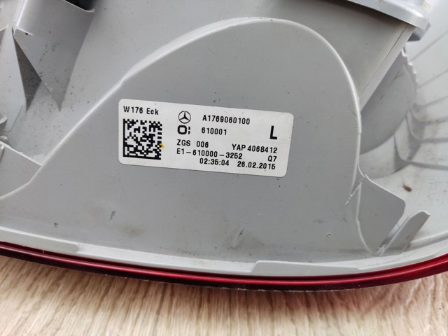 Задний левый стоп A1769060100 MERCEDES