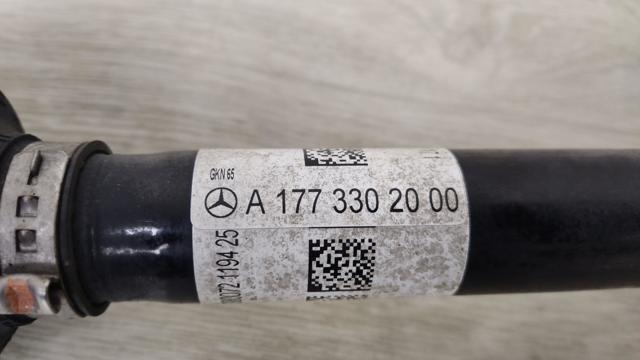 MERCEDES A1773302000 Правая полуось в наличии Киев