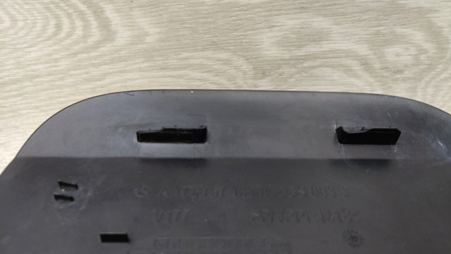 MERCEDES A1777571800 Лючок бензобака в наличии Кривой Рог