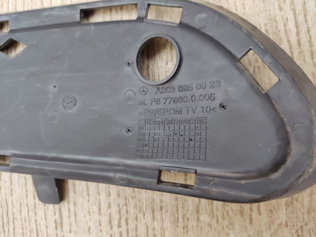 MERCEDES A2038850923 в наличии Украина