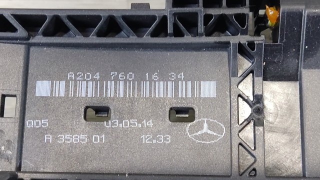 A2047601634 MERCEDES Держатель наружной ручки двери правых дверей купить в Каменское
