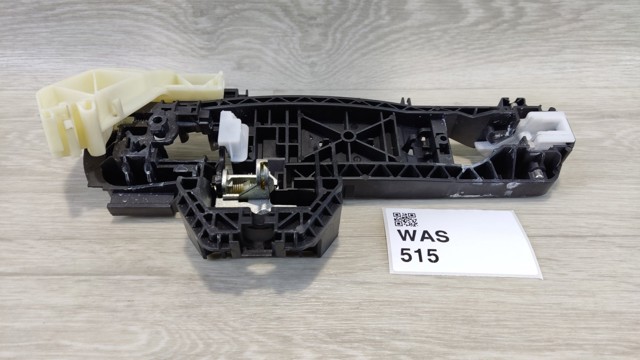 Держатель наружной ручки двери, задней левой A2047602134 MERCEDES