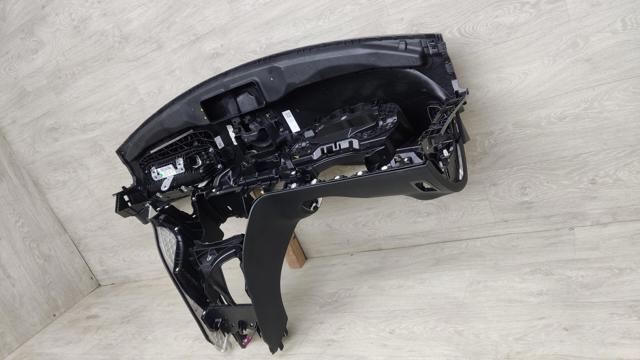 Панель приборная торпеды A20568035879J38 MERCEDES