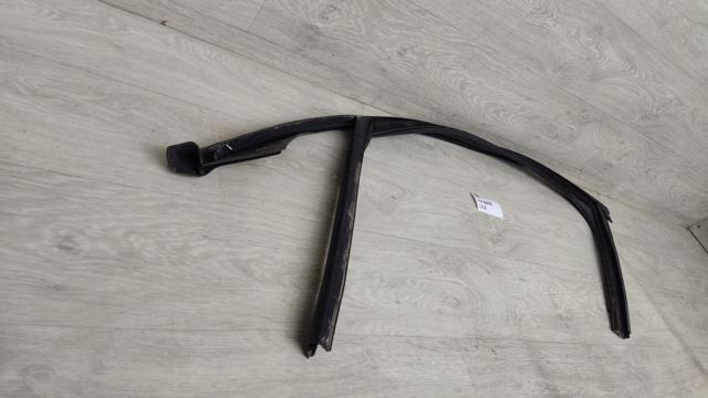 MERCEDES A2057254500 Направляющая стекла рамки двери передней левой в наличии Хмельницкий