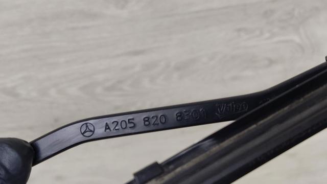 Рычаг-поводок стеклоочистителя лобового стекла A2058208301 MERCEDES
