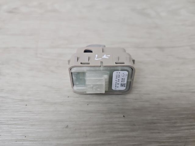 MERCEDES A20590515138R73 Кнопочный блок управления стеклоподъемником передний правый в наличии Житомир