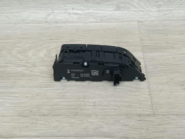 MERCEDES A2059056307 Блок кнопок центральной консоли в наличии Ужгород
