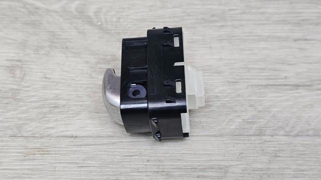 MERCEDES A20590566119051 в наличии Каменское