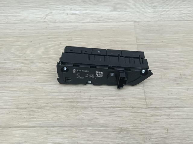 MERCEDES A2059059306 Блок кнопок центральной консоли в наличии Кривой Рог