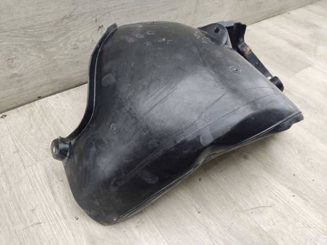 Подкрылок переднего крыла, левый задний A2116981330 MERCEDES