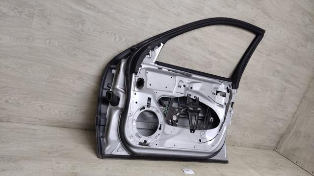 A2117201405 MERCEDES Дверь передняя правая купить в Киев