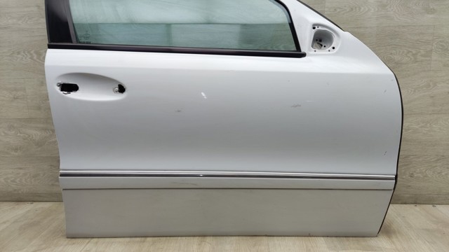 MERCEDES A2117201405 Дверь передняя правая в наличии Одесса