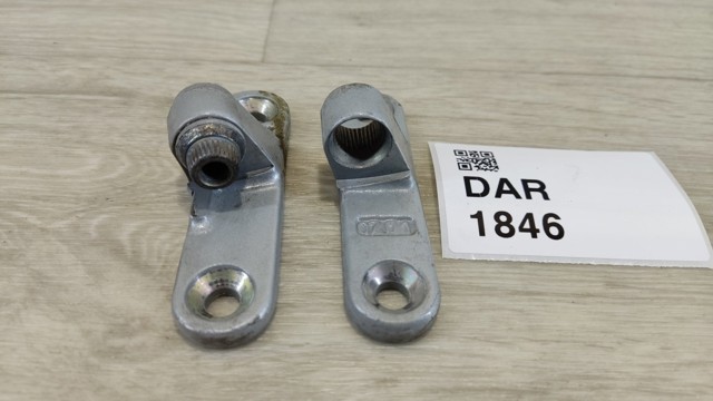 MERCEDES A2117201637 Петля двери передней правой в наличии Павлоград