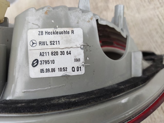 Фара задняя правая внутренняя A2118203064 MERCEDES