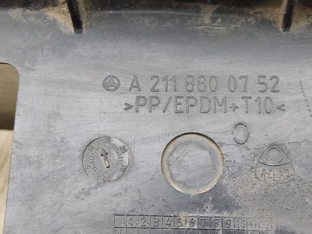 Усилитель переднего бампера  A2118800752 MERCEDES