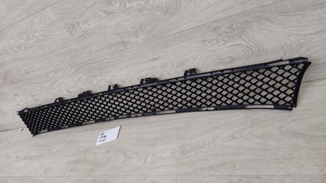 MERCEDES A2138850622 Решетка бампера в наличии Запорожье