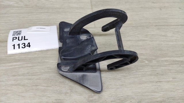 MERCEDES A2218800605 Накладка форсунки омывателя фары передней в наличии Львов