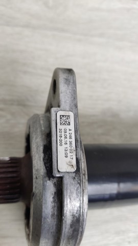 Вал привода полуоси, промежуточный A2463600274 MERCEDES