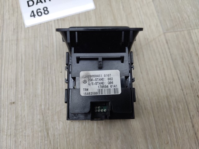 MERCEDES A2469050451 Клавиша электромеханического стояночного тормоза в наличии Ирпень