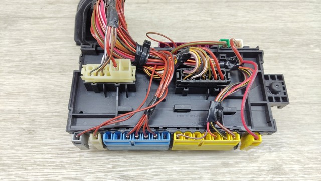 Коробка предохранителей A2469067100 MERCEDES