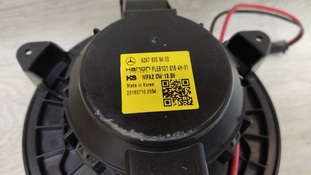 Моторчик печки A247830840064 MERCEDES