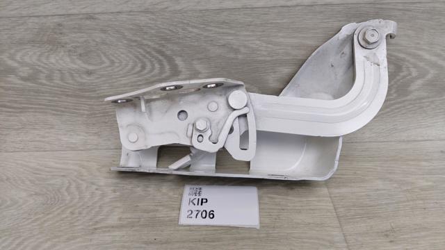Левая петля капота A2538800228 MERCEDES