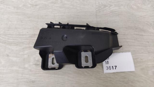 Крепление бамера правое A2538801003 MERCEDES