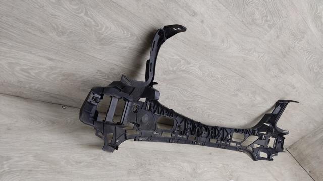 Кронштейн бампера переднего, центральный A2538850065 MERCEDES