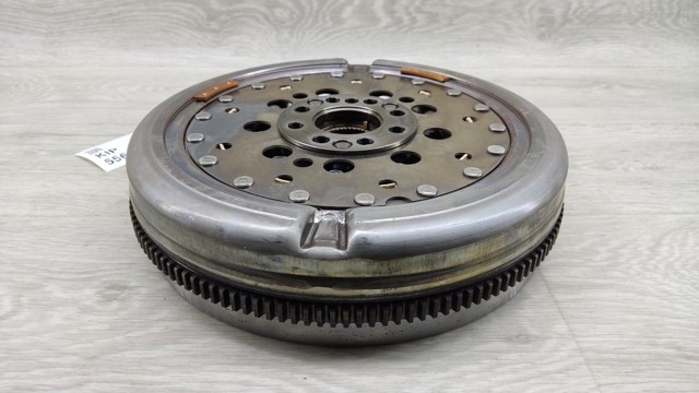 Демпферный маховик A2700301005 MERCEDES