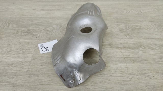 Крышка выпускного коллектора A2701420000 MERCEDES